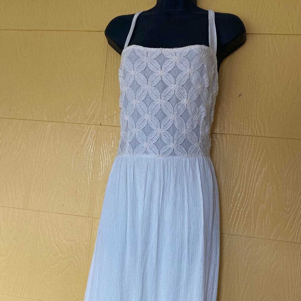 Beautiful off white dress